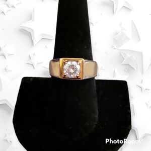 Vtg SETA Contemporary Goldtone Crystal Unisex Wedding Solitaire Band